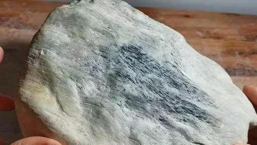 水玻璃價格走勢及選購指南，市場趨勢與影響因素解析