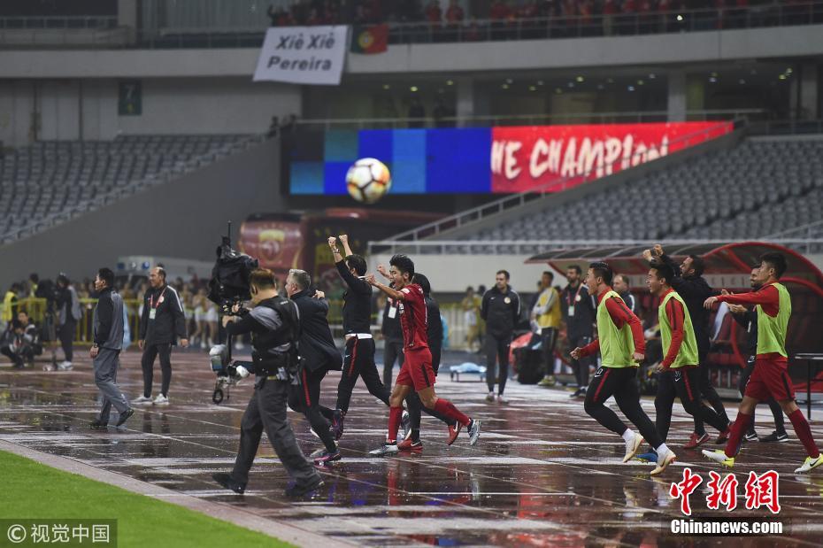 科技巨擘上海上港展現(xiàn)超凡實力，引領(lǐng)未來潮流的比賽結(jié)果