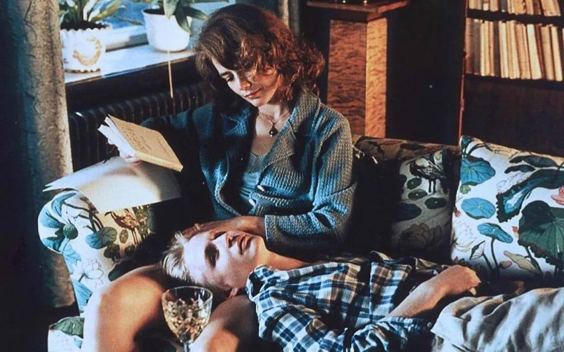 教師別戀，一部引人深思的教育題材電影佳作