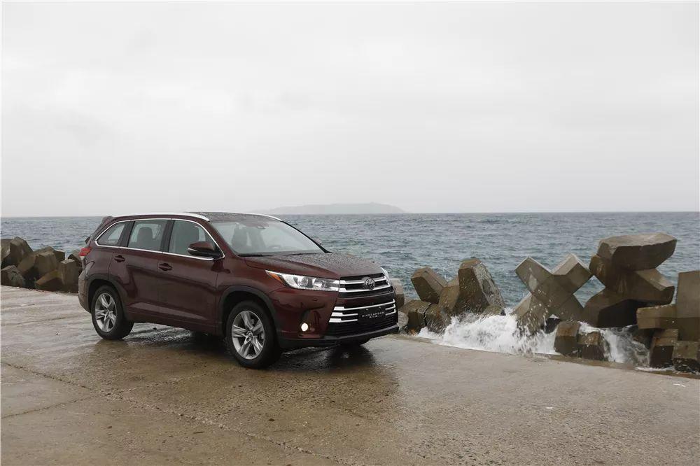 最新熱點(diǎn)推薦，熱門資訊一覽無(wú)余