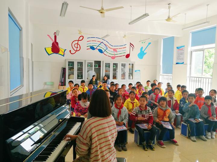 橫店集團上市公司，自然美景之旅的鼓舞人心之旅