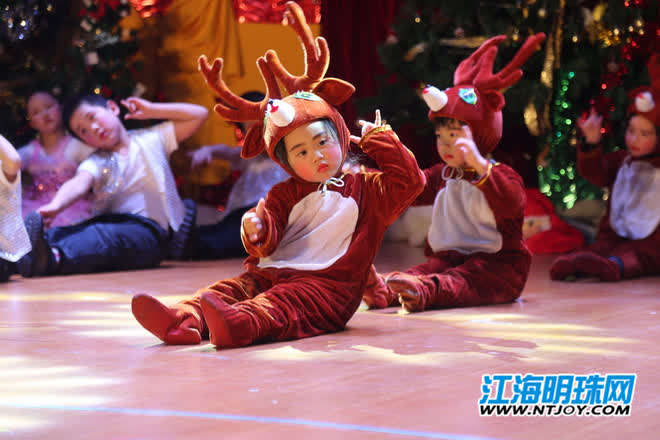 圣誕節(jié)最新舞蹈，躍動節(jié)日的旋律