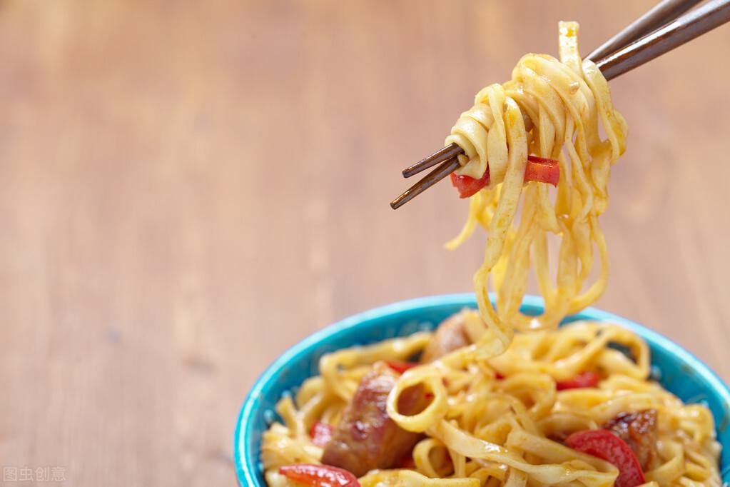 最新快餐食譜，創(chuàng)新與傳統(tǒng)交融的探尋之路？