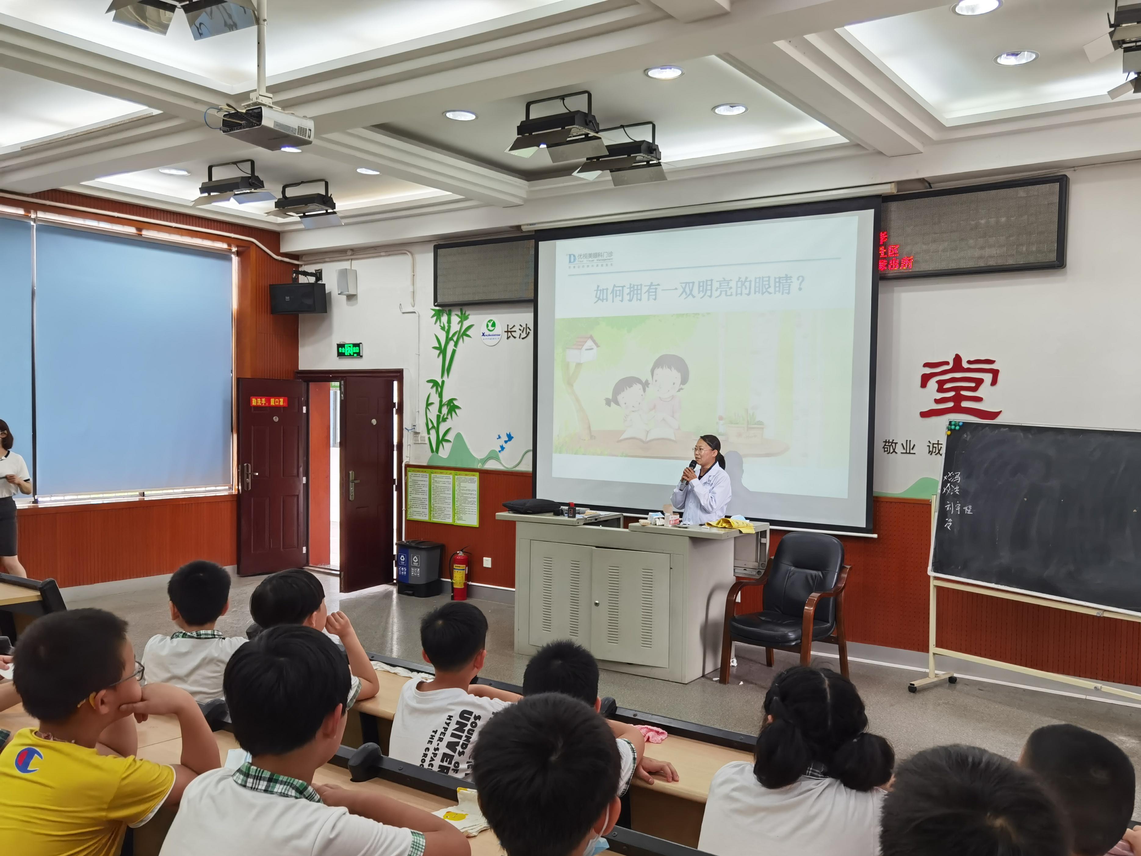 2025年天天彩免費(fèi)資料,專家意見(jiàn)法案_顛覆版4.311