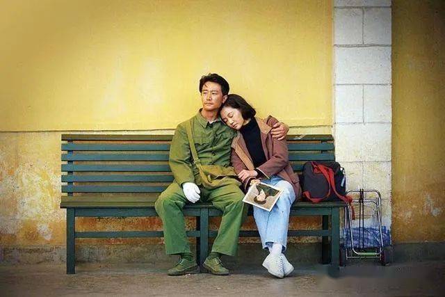 探索小巷中的特色小店，遠(yuǎn)離色情電影，感受生活的魅力