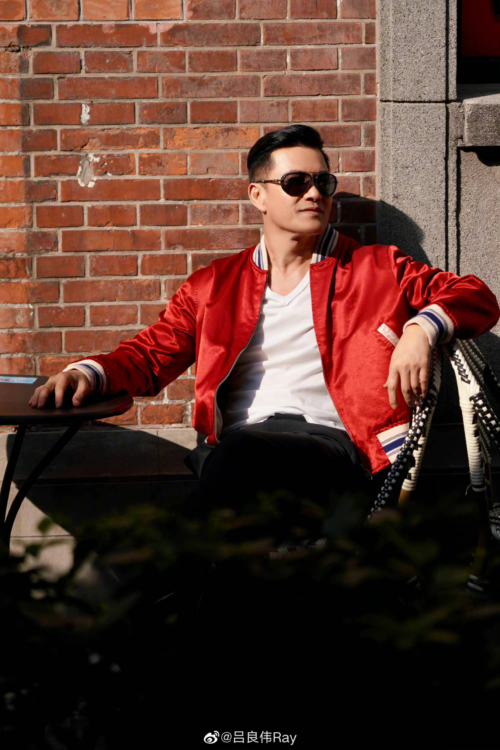 呂良偉最新照片及獲取步驟指南