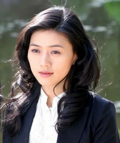 科技與藝術(shù)融合重塑視覺盛宴，明星演員圖片精選集