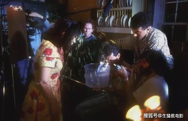 電影之夜，友情與回憶的碰撞，慎入十大特別黃的電影推薦（涉及敏感內(nèi)容）