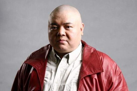 大腦袋演員的高科技產(chǎn)品展示與介紹