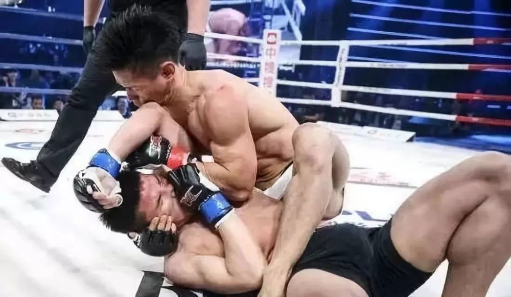 龍斗楊建平賽場(chǎng)風(fēng)云，熱血友情與家的溫馨展現(xiàn)最新賽事風(fēng)采