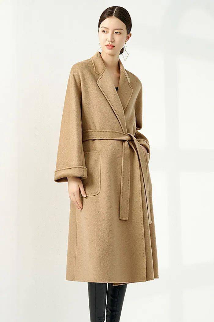 最新款女毛呢大衣，時(shí)尚潮流與地位的獨(dú)特展現(xiàn)