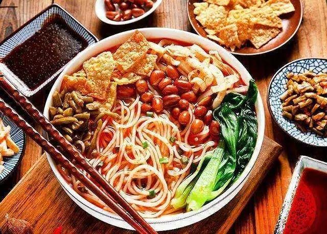 探索未來(lái)餐桌，最新創(chuàng)意美食無(wú)限可能