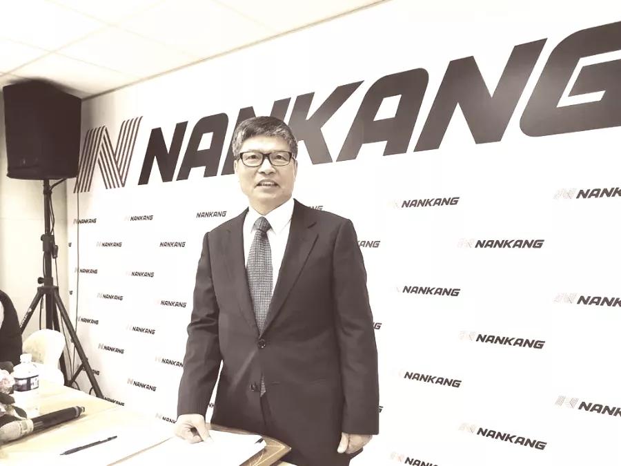 侯股票，股市風(fēng)云人物的投資洞察與策略解析