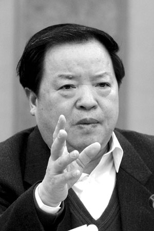 周伯華最新新聞動(dòng)態(tài)與觀點(diǎn)論述摘要