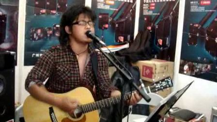 街頭音樂(lè)潮流變遷，流浪歌手的崛起與獨(dú)立音樂(lè)的時(shí)代