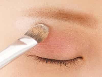 最新彩妝手法揭秘，小巷深處的彩妝秘境探索