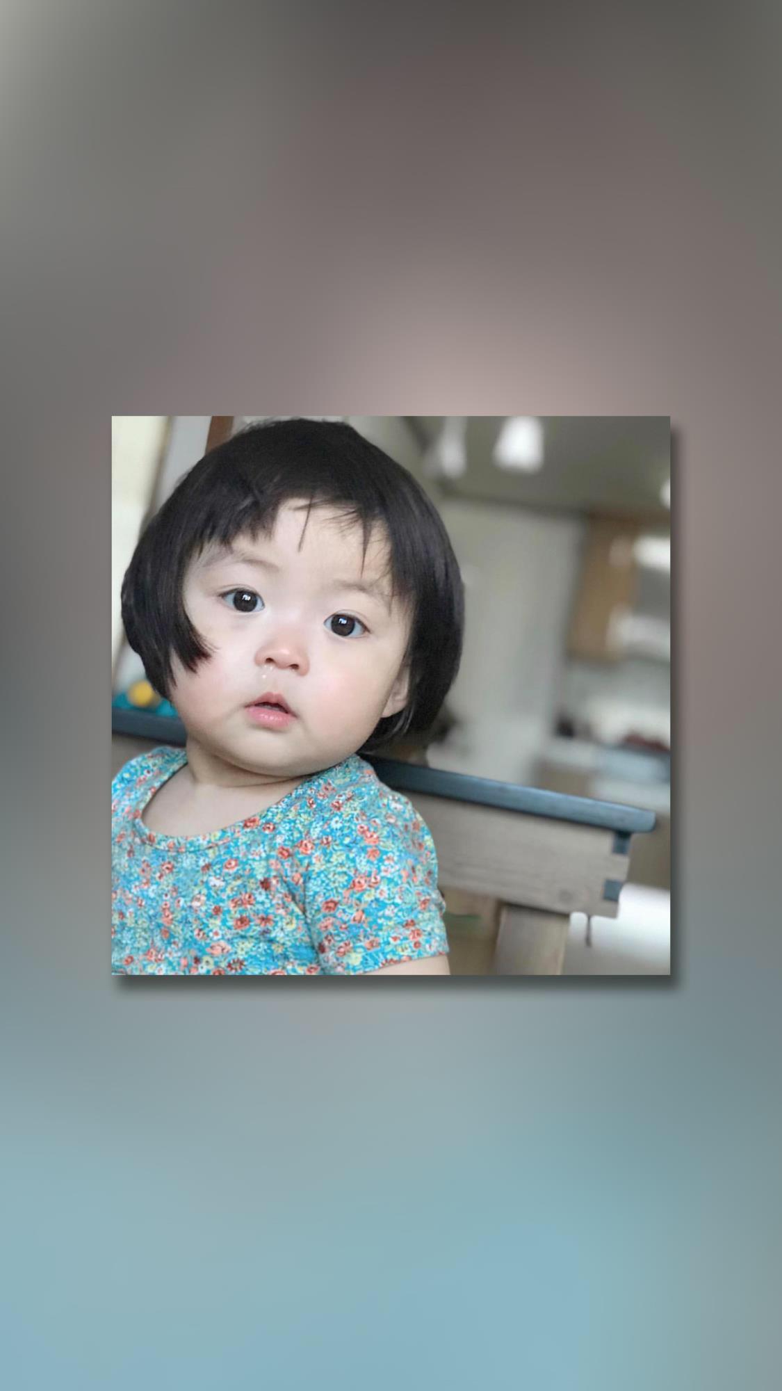 羅熙最新壁紙，小巷深處的獨(dú)特風(fēng)情之美