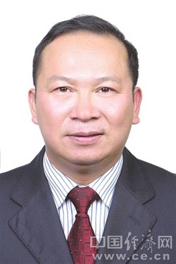 來(lái)賓市委常委最新名單揭曉，與自然美景的親密之旅