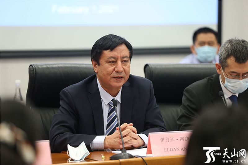 新疆王韶輝的最新動態(tài)及相關(guān)觀點論述摘要